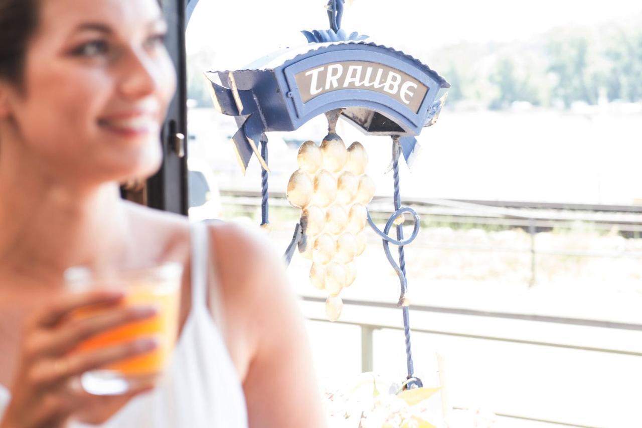 Hotel Traube Ruedesheim Рюдесхайм-на-Рейне Экстерьер фото